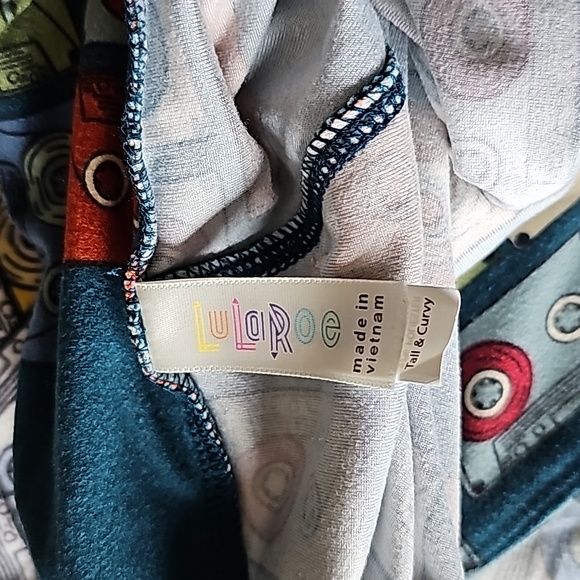 Cassette Tape Lularoe leggings bundle TC Tall & Curvy - Picture 2 of 4